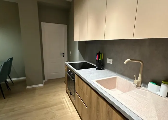 Appartement Urban Charm With Jacuzzi