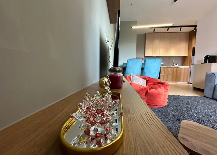 Urban Charm With Jacuzzi Appartement Tirana