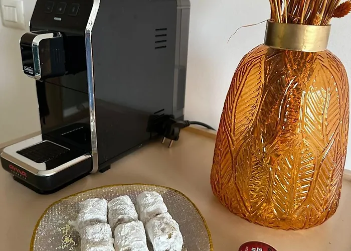 Urban Charm With Jacuzzi Apartment Tirana